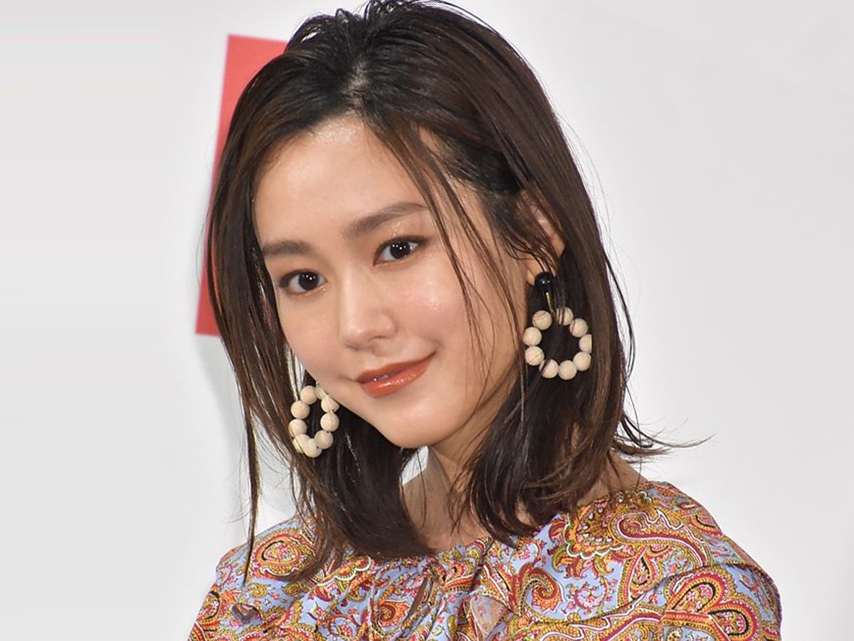 桐谷美玲、かわいい“宇宙人”風の姿を披露 『女子ーズ』を思い出すファンも