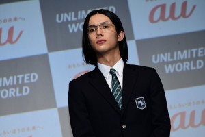 『au UNLIMITED WORLD 発表会』に登場した中川大志