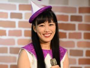 TVアニメ『ちびまる子ちゃん』イベント取材会に登場した、ももいろクローバーZ・高城れに