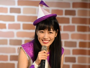 TVアニメ『ちびまる子ちゃん』イベント取材会に登場した、ももいろクローバーZ・高城れに