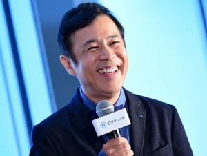 「Dクリニック」新CM発表会に登場した岡村隆史