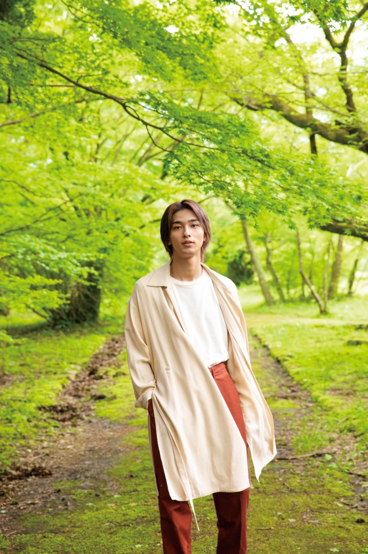 横浜流星、2020年カレンダー・パネル展開催決定！ オリジナルTシャツも発売
