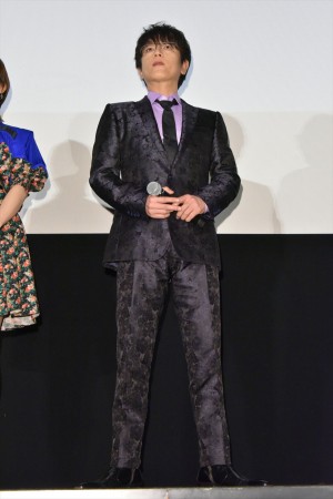 映画『引っ越し大名！』初日舞台挨拶に登場した及川光博