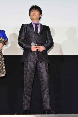 映画『引っ越し大名！』初日舞台挨拶に登場した及川光博