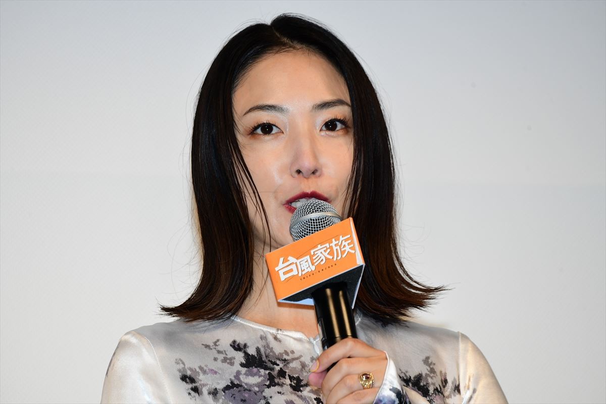 草なぎ剛「デリケートな問題」 延期を経ての主演作公開に本音