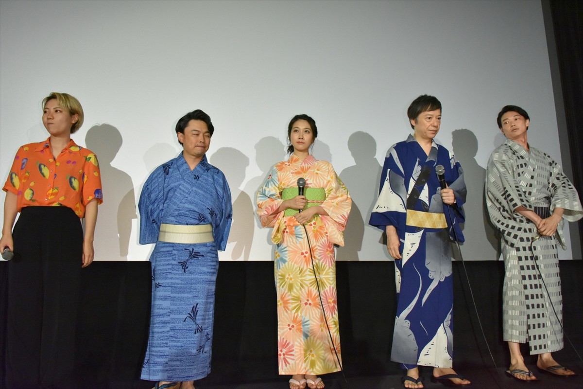 松本穂香、夏の終わりに浴衣披露！ 監督はサプライズ手紙に号泣