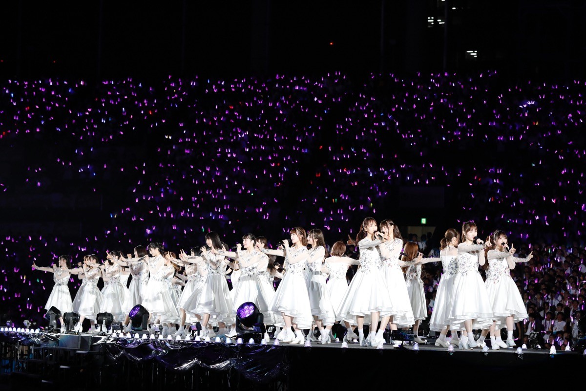 乃木坂46・桜井玲香　卒業ライブ、ソロ曲で涙あふれ…8年間の活動に有終の美