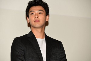 映画『初恋ロスタイム』完成披露上映会に登場した竹内涼真