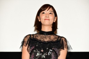 映画『初恋ロスタイム』完成披露上映会に登場した石橋杏奈