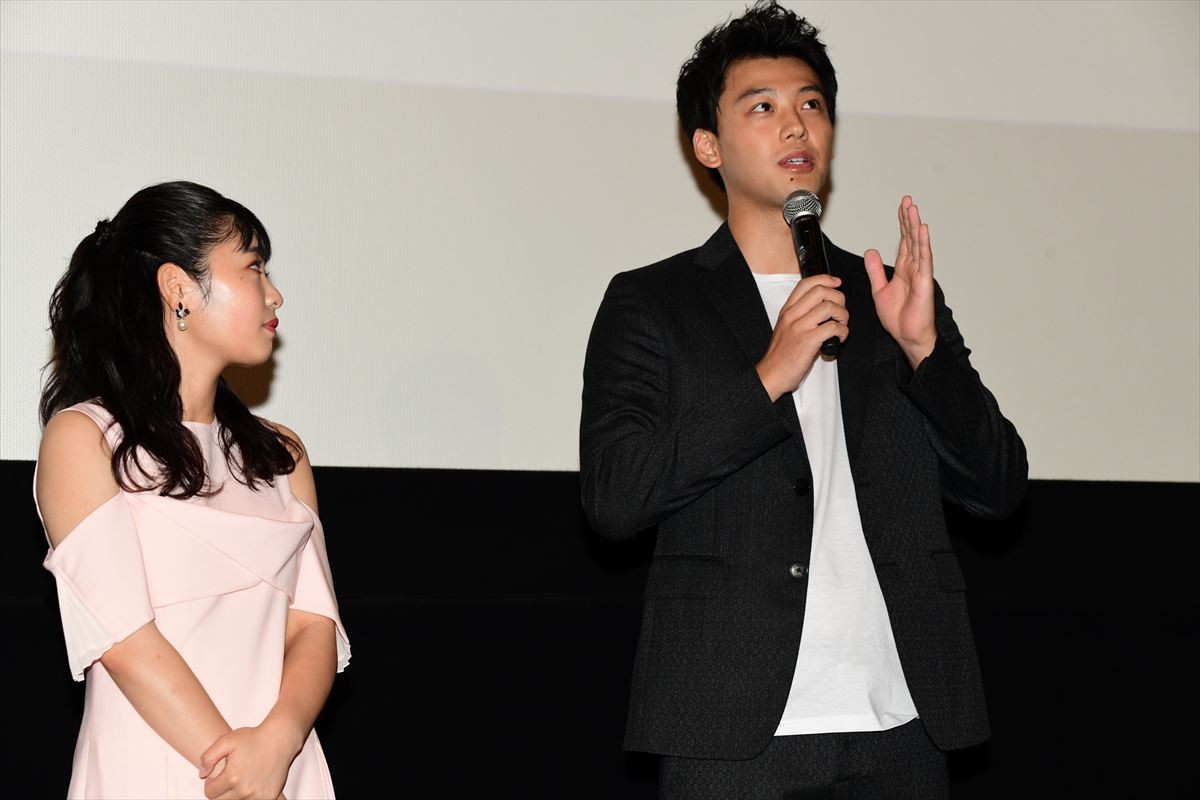 板垣瑞生、初主演作のお披露目に「全然、実感がないです」 主題歌の生演奏に涙も
