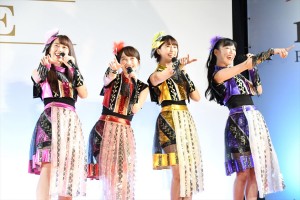 映画『最高の人生の見つけ方』ジャパンプレミアに登場したももいろクローバーZ