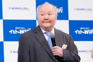 エクスコムグローバル株式会社／『イモトのWiFi』新CM発表会に登場した加藤一二三