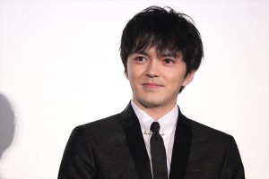 『劇場版おっさんずラブ ～LOVE or DEAD～』大ヒット御礼舞台挨拶に登場した林遣都