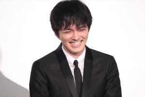 『劇場版おっさんずラブ ～LOVE or DEAD～』大ヒット御礼舞台挨拶に登場した林遣都