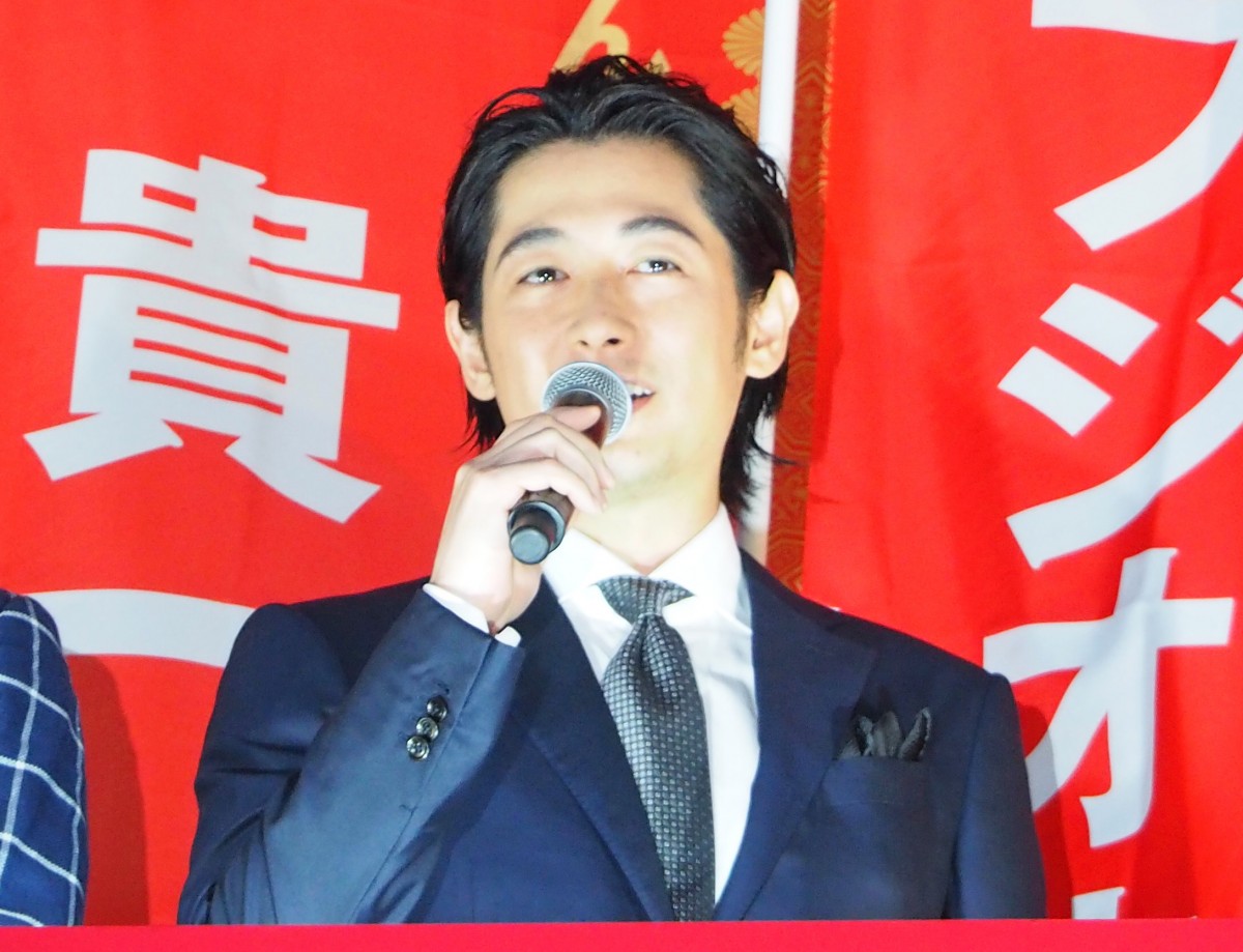 三谷幸喜監督、街頭演説でお願い「中井貴一を男にしてやってください！」