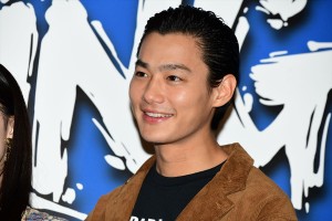 映画『WALKING MAN』完成披露に登場した野村周平