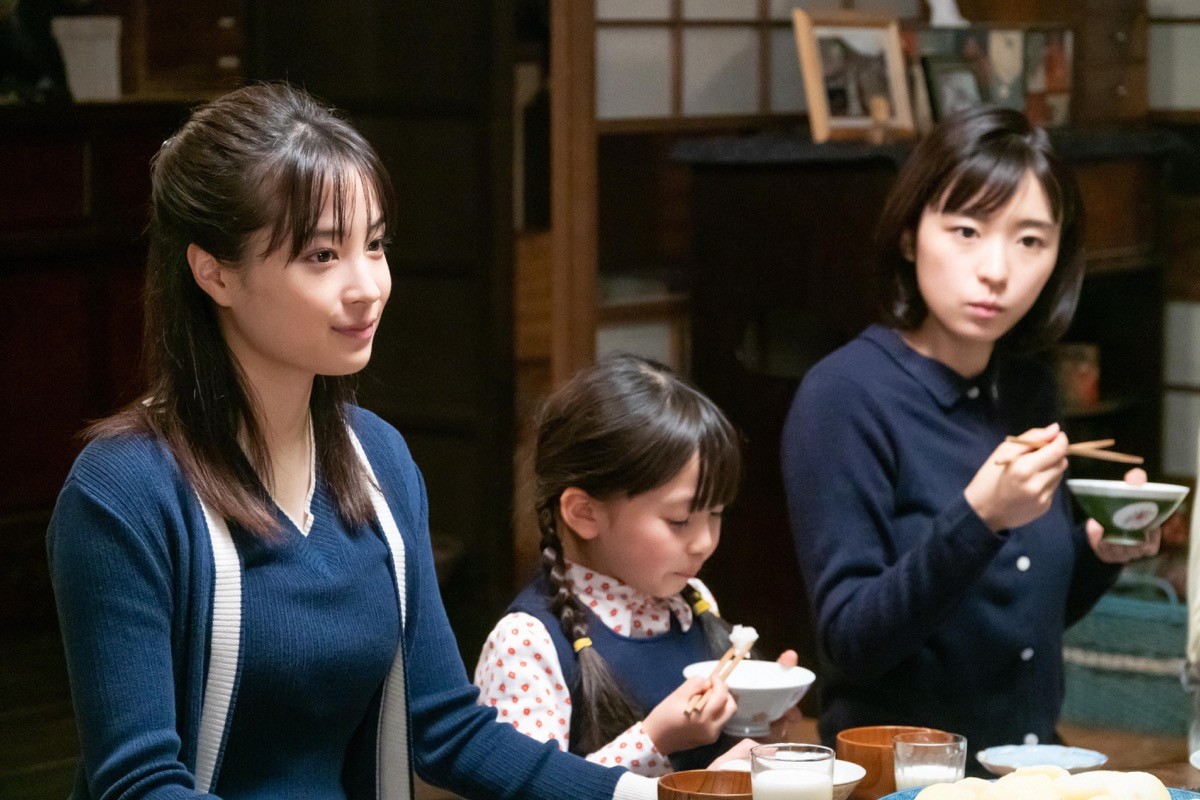 (左から)広瀬すず、増田光桜、鳴海唯 『なつぞら』第137回より