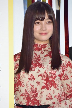 『かぐや様は告らせたい ～天才たちの恋愛頭脳戦～』初日舞台挨拶に登場した橋本環奈