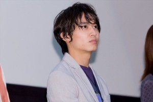 映画『いなくなれ、群青』初日舞台挨拶に登場した松岡広大