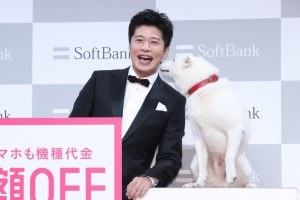 ソフトバンク新サービス記者発表会に登場した田中圭