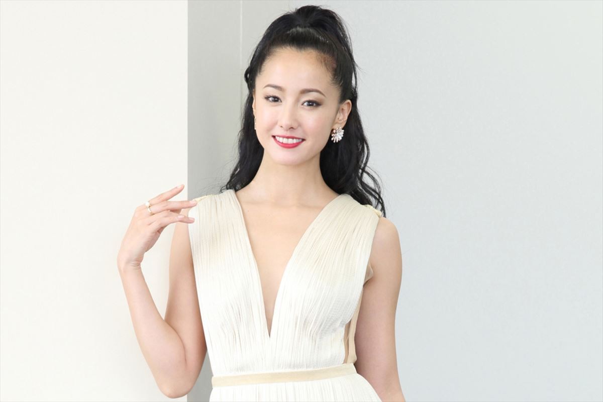 沢尻エリカ、10代で刺激受けた“大先輩”薬師丸ひろ子への思い