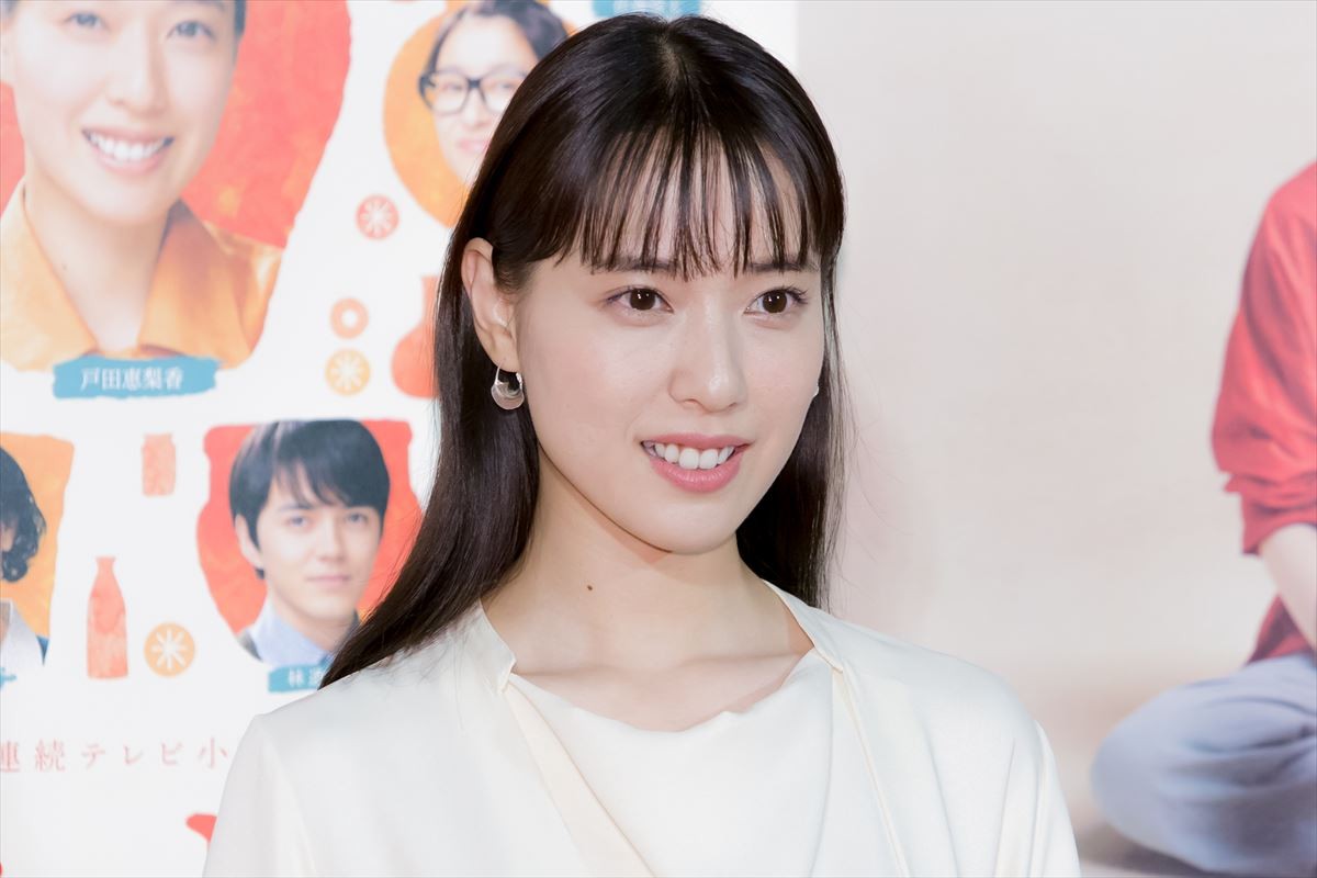 戸田恵梨香、31歳で15歳を演じ「カットがかかった瞬間息切れしました」