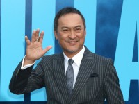 日本が舞台のドラマでアンセル・エルゴートと共演する渡辺謙