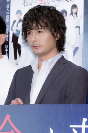 舞台『私に会いに来て』囲み取材に登場した藤田玲