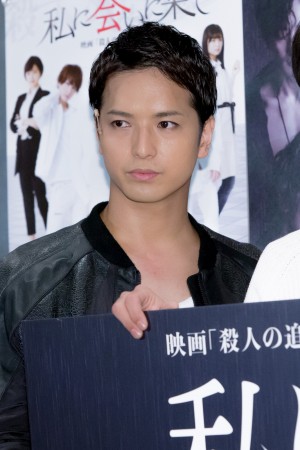 舞台『私に会いに来て』囲み取材に登場した中村優一