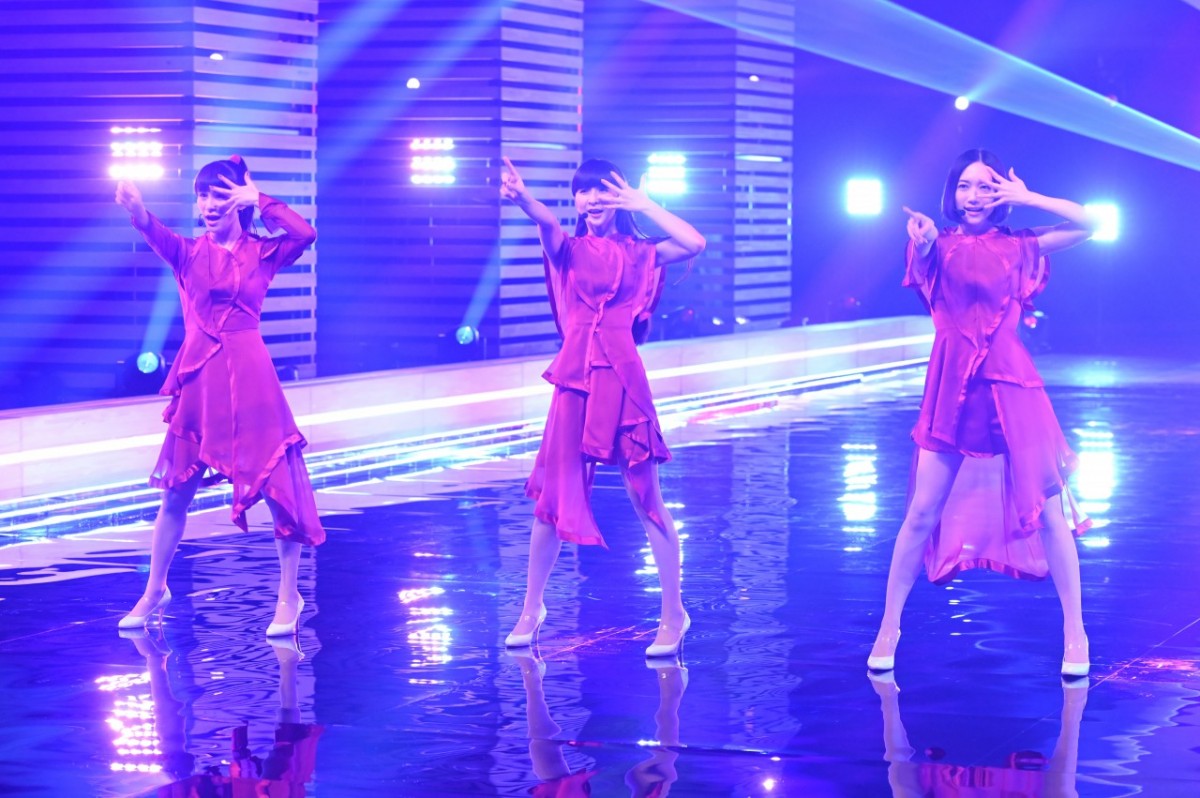 Perfume、デビュー15周年記念日に『SONGS』生放送