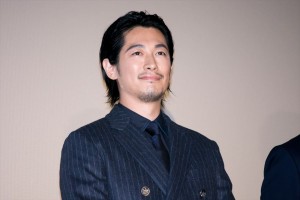 映画『記憶にございません！』初日舞台挨拶に登場したディーン・フジオカ