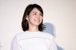 映画『記憶にございません！』初日舞台挨拶に登場した石田ゆり子