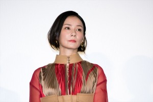 映画『記憶にございません！』初日舞台挨拶に登場した吉田羊