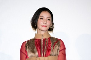 映画『記憶にございません！』初日舞台挨拶に登場した吉田羊