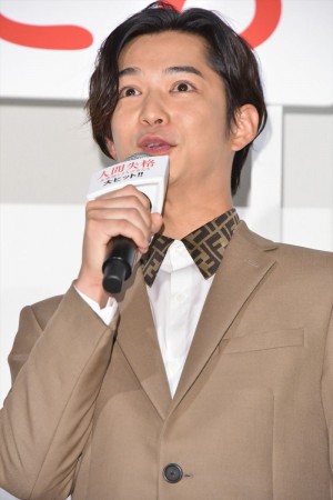 映画『人間失格 太宰治と3人の女たち』公開記念舞台挨拶に出席した千葉雄大