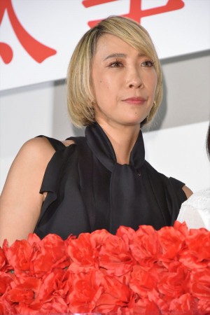 映画『人間失格 太宰治と3人の女たち』公開記念舞台挨拶に出席した蜷川実花監督