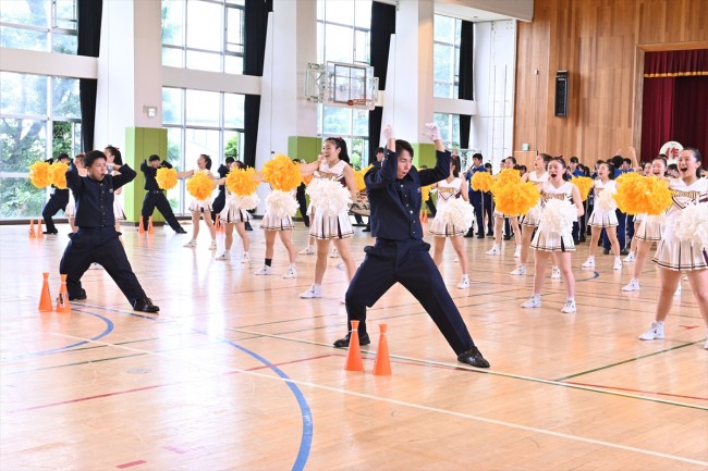 V6 森田剛 バイきんぐ 小峠への愛が炸裂 笑う顔すごいかわいい 19年9月16日 写真 エンタメ ニュース クランクイン