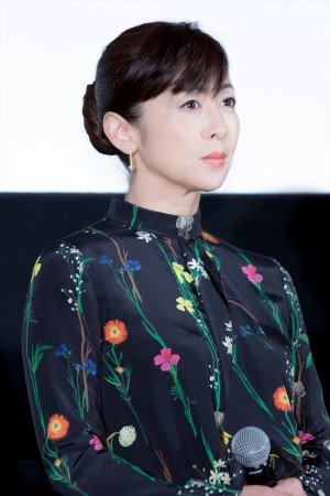 『最初の晩餐』完成披露試写会に登場した斉藤由貴