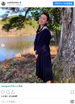 大島優子のセーラー服ショット ※「大島優子」インスタグラム