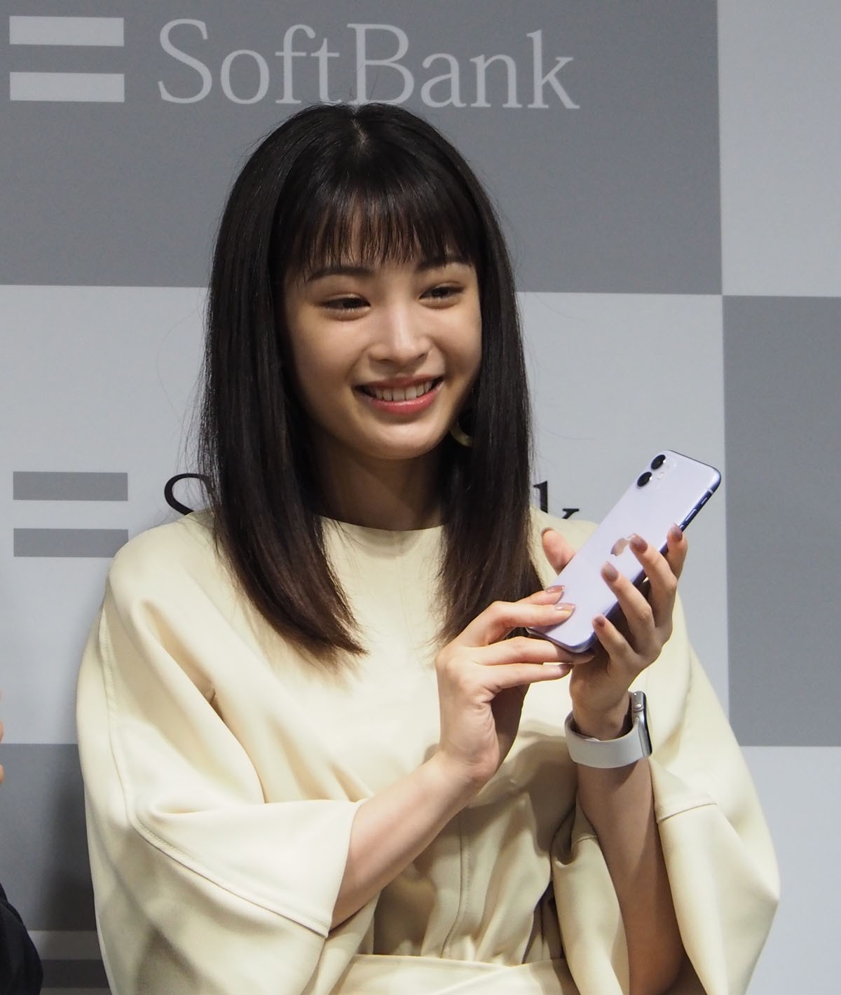広瀬すず、新型iPhone発売イベントに　自身もApple Watchユーザー