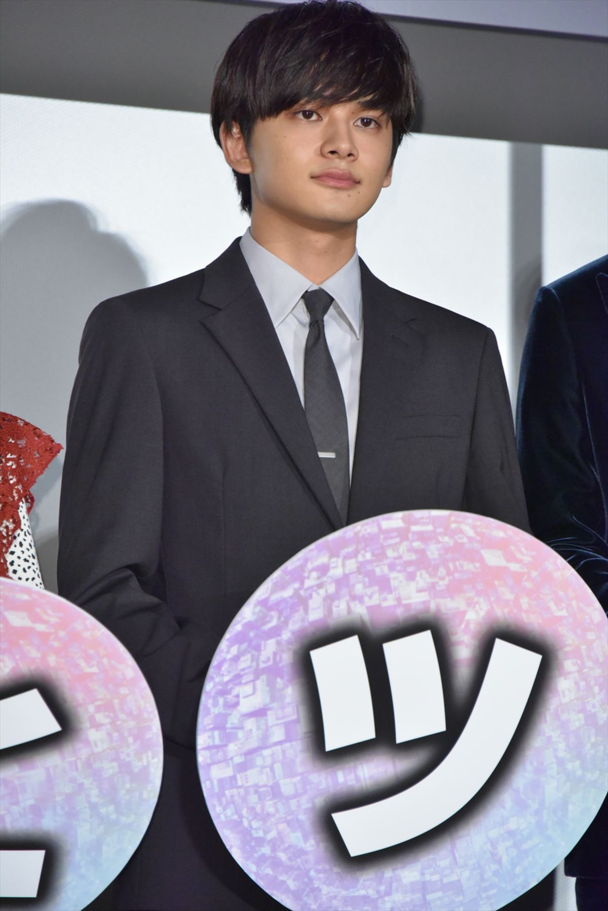 浜辺美波、10年後の福原遥は結婚すると妄想「ブーケ受け取りたい」