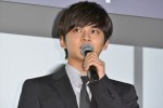 『HELLO WORLD』初日舞台挨拶に登場した北村匠海