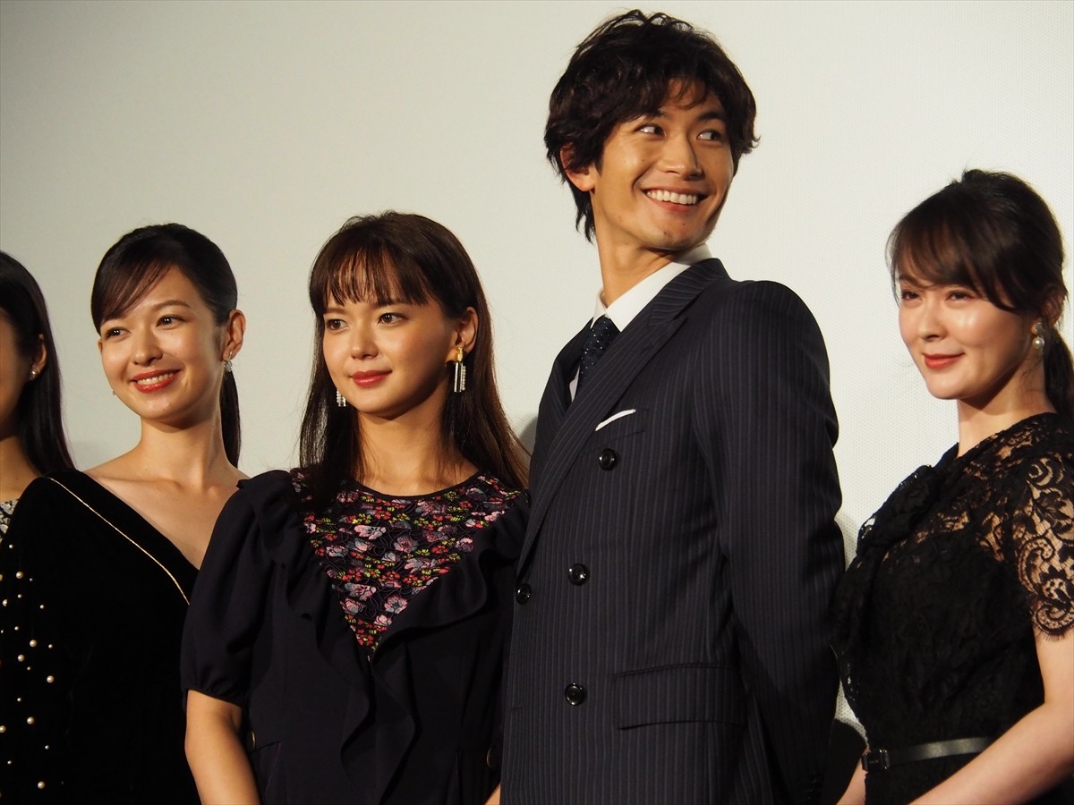 三浦春馬、後輩・恒松祐里からの「顔が好きなんです！」告白に照れ笑い