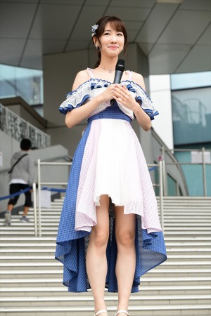 AKB48　56thシングル「サステナブル」発売記念イベントに登場した柏木由紀