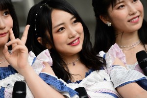 AKB48　56thシングル「サステナブル」発売記念イベントに登場した向井地美音