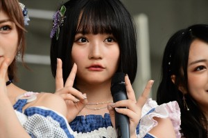 AKB48　56thシングル「サステナブル」発売記念イベントに登場した矢作萌夏