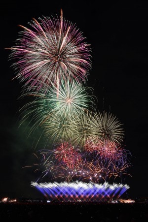 【秋の夜空を彩る関東の花火大会】