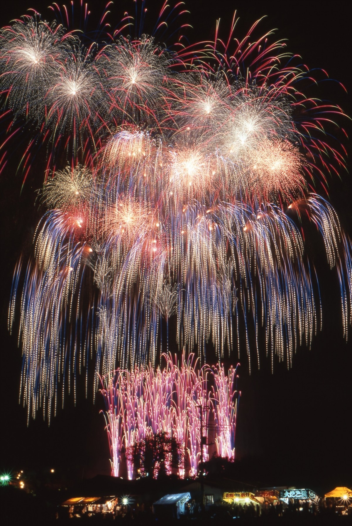 【秋の夜空を彩る関東の花火大会】