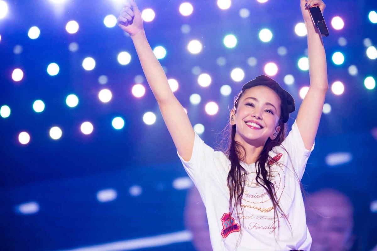 渋谷センター街が「安室奈美恵」一色に！