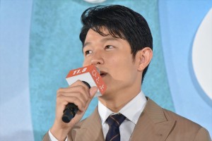 『ひとよ』ジャパンプレミア試写会に登場した鈴木亮平